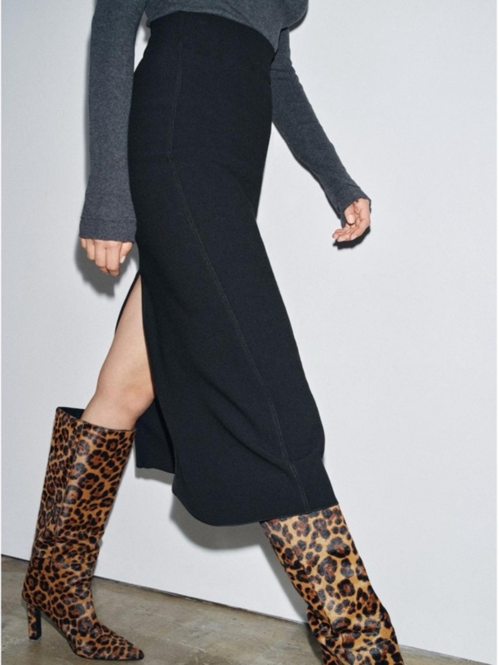 ZARA ZW Slit Black Pencil Midi Skirt w High Waist